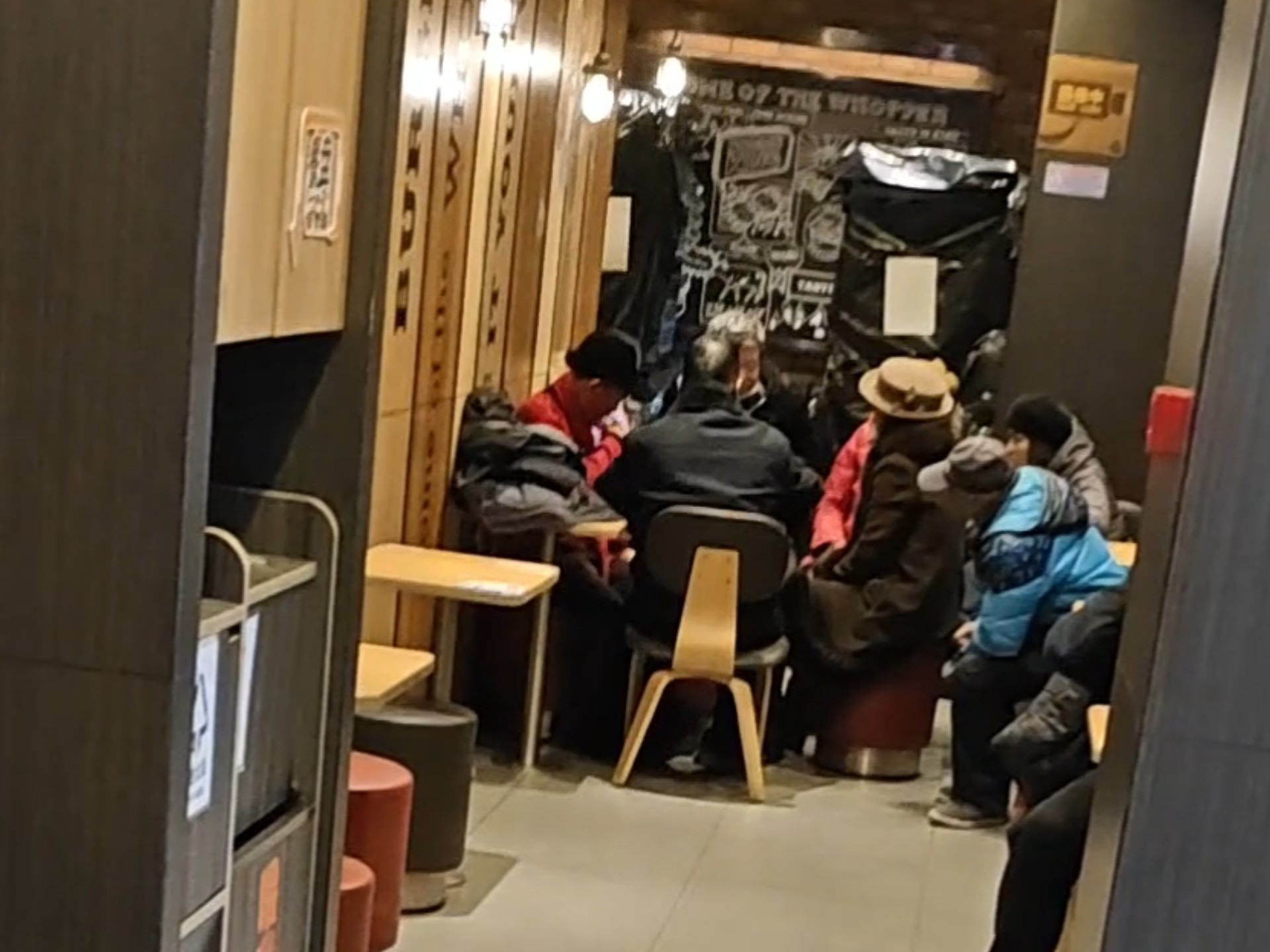不知道打的是不是德州扑克
