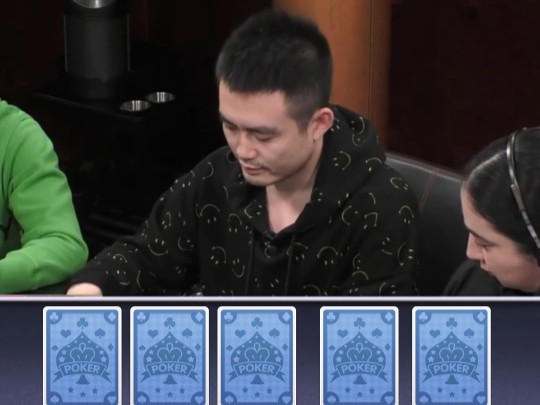 翻牌三人miss,偷机被打套池了。