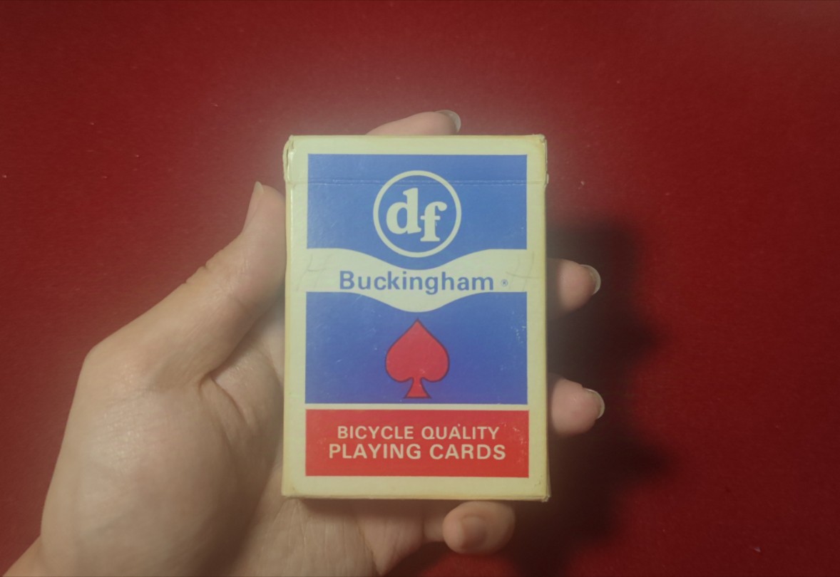 [纸牌开箱]超少见！英国白金汉药品交易会扑克
