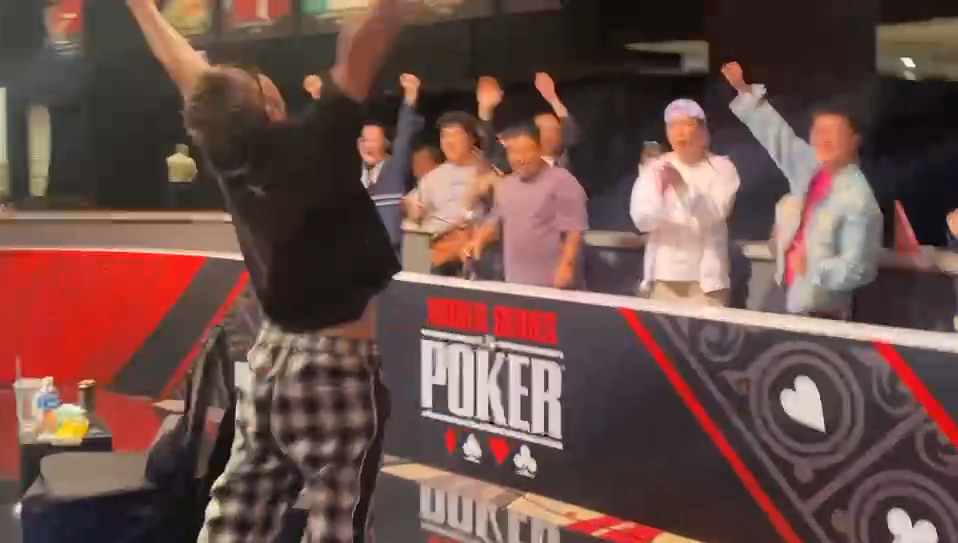 超黑拿下2024WSOP中国选手的第一条金手链