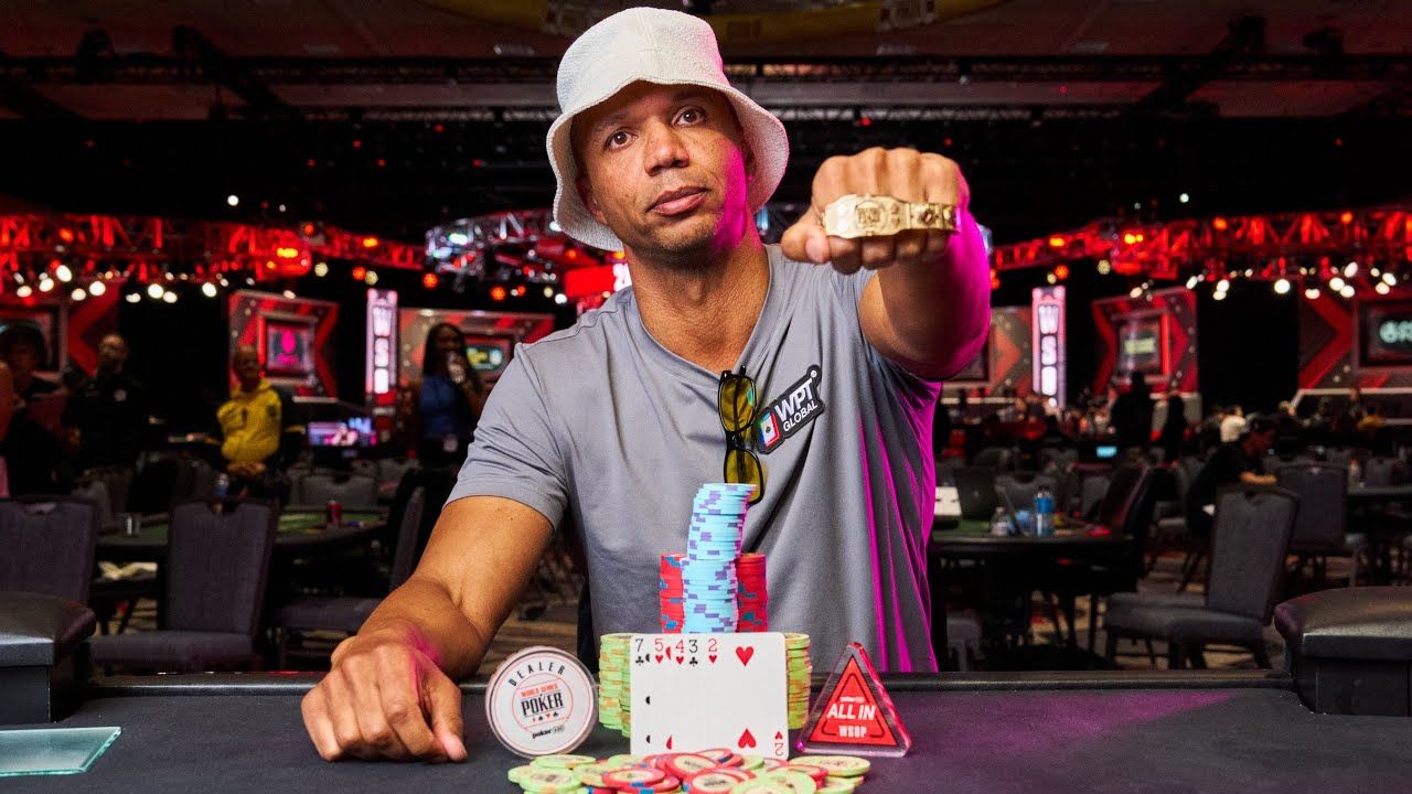 Phil Ivey 赢得第 11 条职业世界扑克系列赛金手链！
