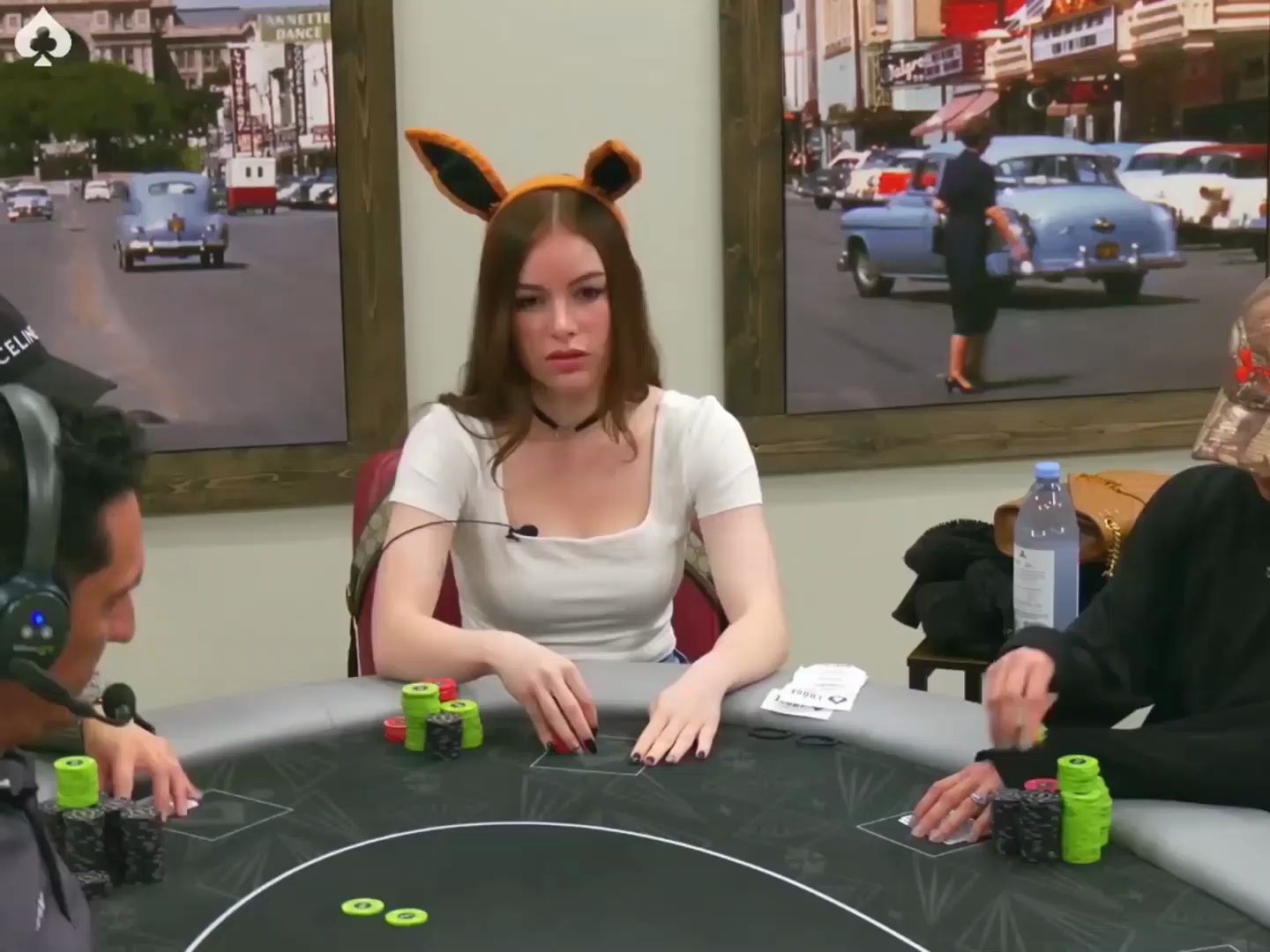 【大鹏德州扑克】美女牌手POKER BUNNY！精彩手牌！