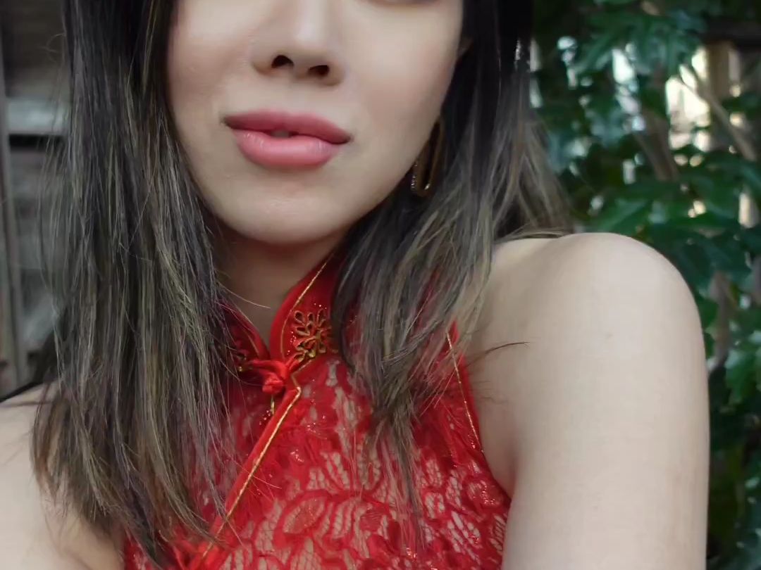 祝大家新年快乐！龙年大吉！