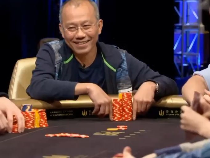 毒王和Paul泡芙老板载入史册的一手牌，超大底池
