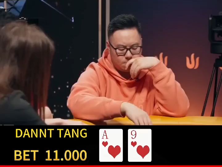 这个形象太差不敢偷鸡了！