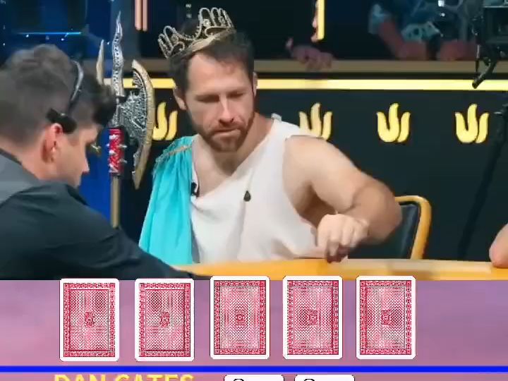 德州扑克 野人波塞冬击中8888的炸弹！而他的对手是三条A的葫芦！